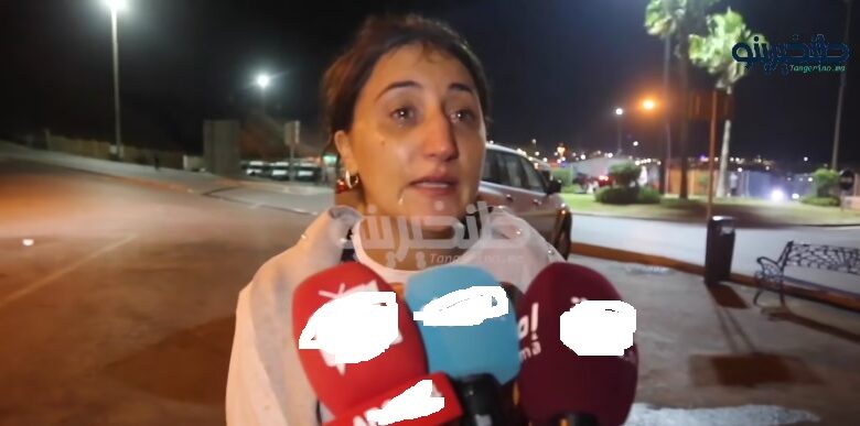 معتوه خلف الميكروفون وصحفي مهووس بالمشاهدات خلف الكاميرا !!!